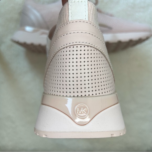 Michael Kors Powder Blush Bodie Trainer Soft Stretch Knit Sneakers - Picture 8 of 9
